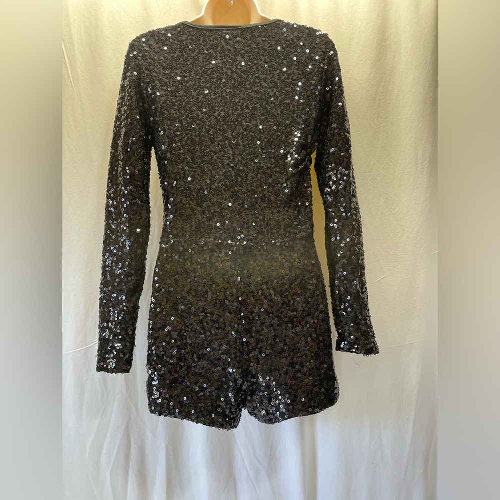 Sequined short jumpsuit, Spirit, sz M, zipper front, long sleeve, black - Picture 2 of 4